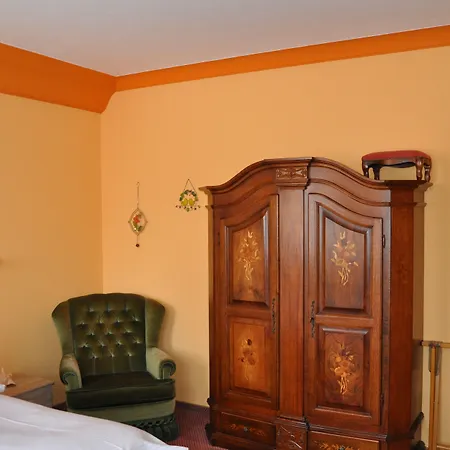 Haus Gertrud 2* Донаувёрт
