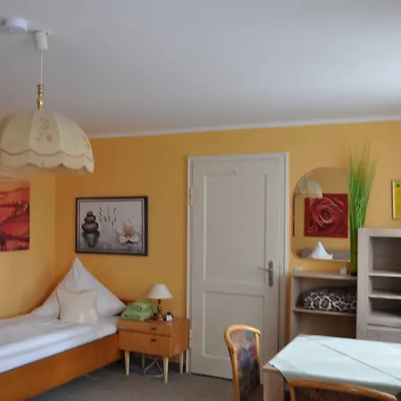 Haus Gertrud Гостевой дом Донаувёрт