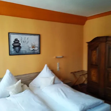 Haus Gertrud 2* Донаувёрт