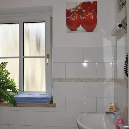 Haus Gertrud Гостевой дом Донаувёрт